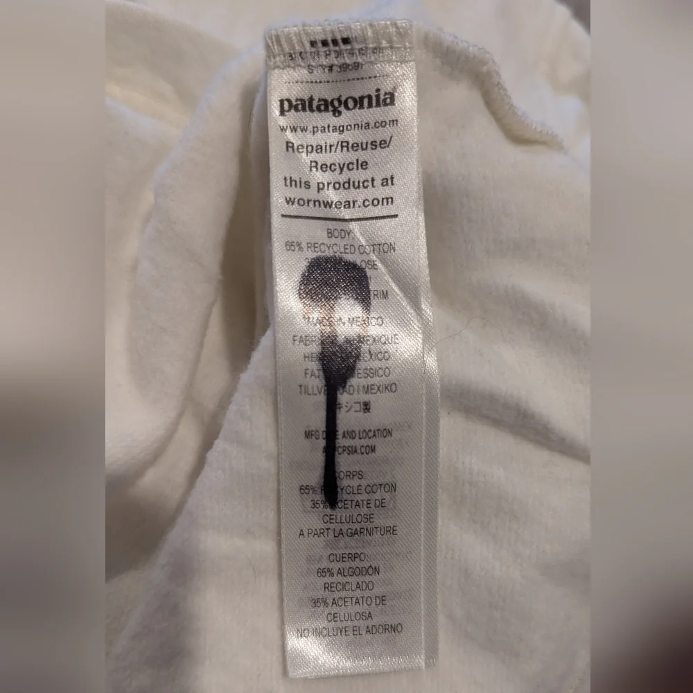 Patagonia Women's White Hoody Sweatshirt - Picture 5 of 6